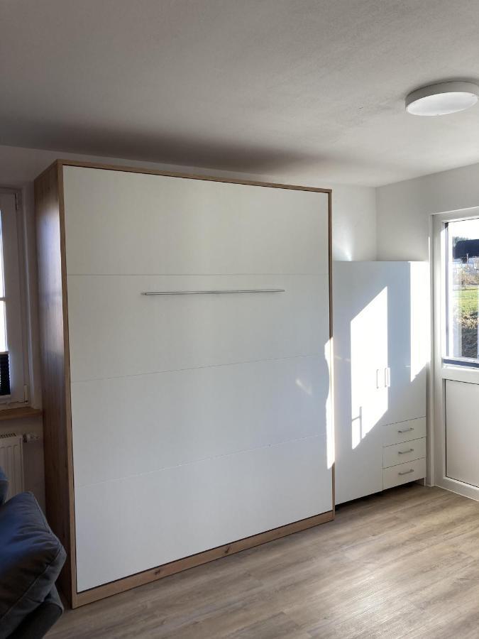 Ferienwohnung Zum Eifelelch Daun Exteriör bild