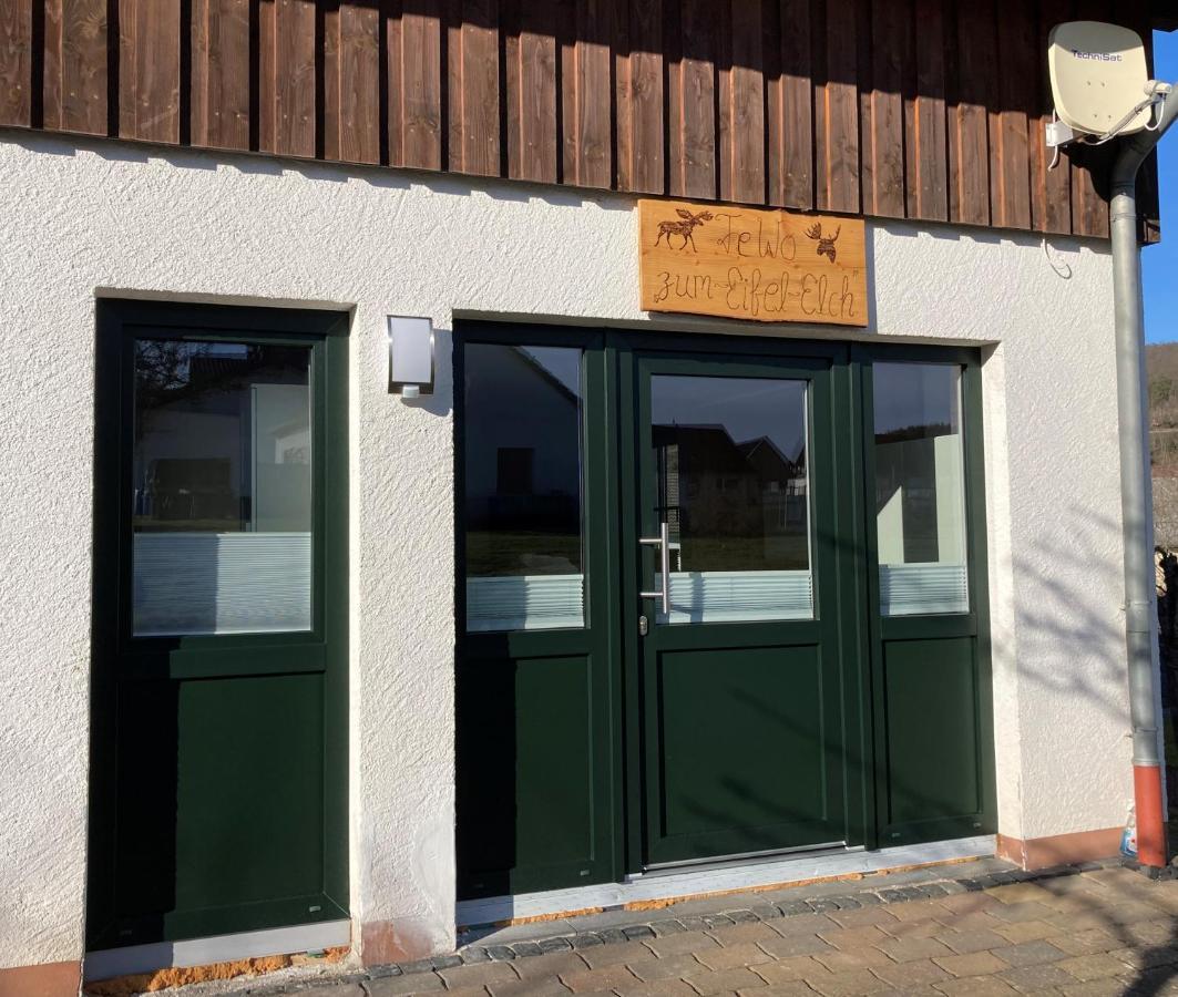 Ferienwohnung Zum Eifelelch Daun Exteriör bild