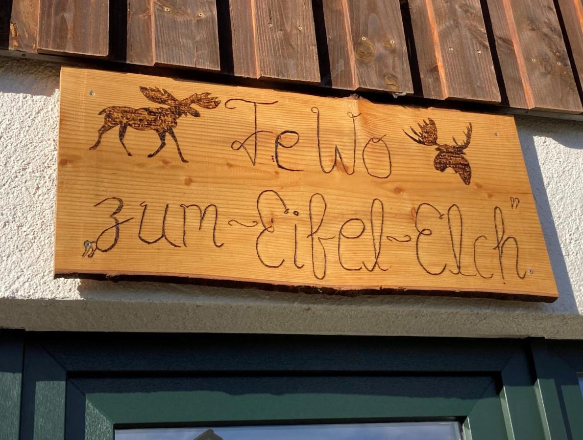 Ferienwohnung Zum Eifelelch Daun Exteriör bild